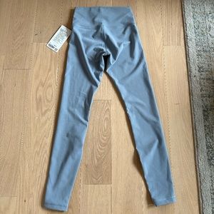 LULULEMON WUNDER TRAIN 28"